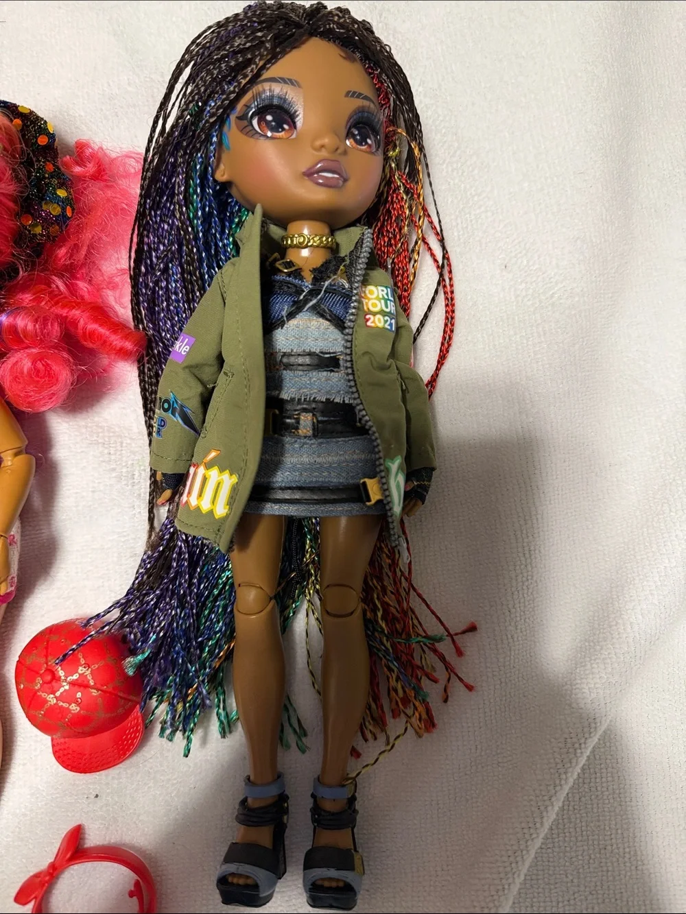 Pink & Multicolor Fashion Doll with Bright Hair and Play Accessories lot